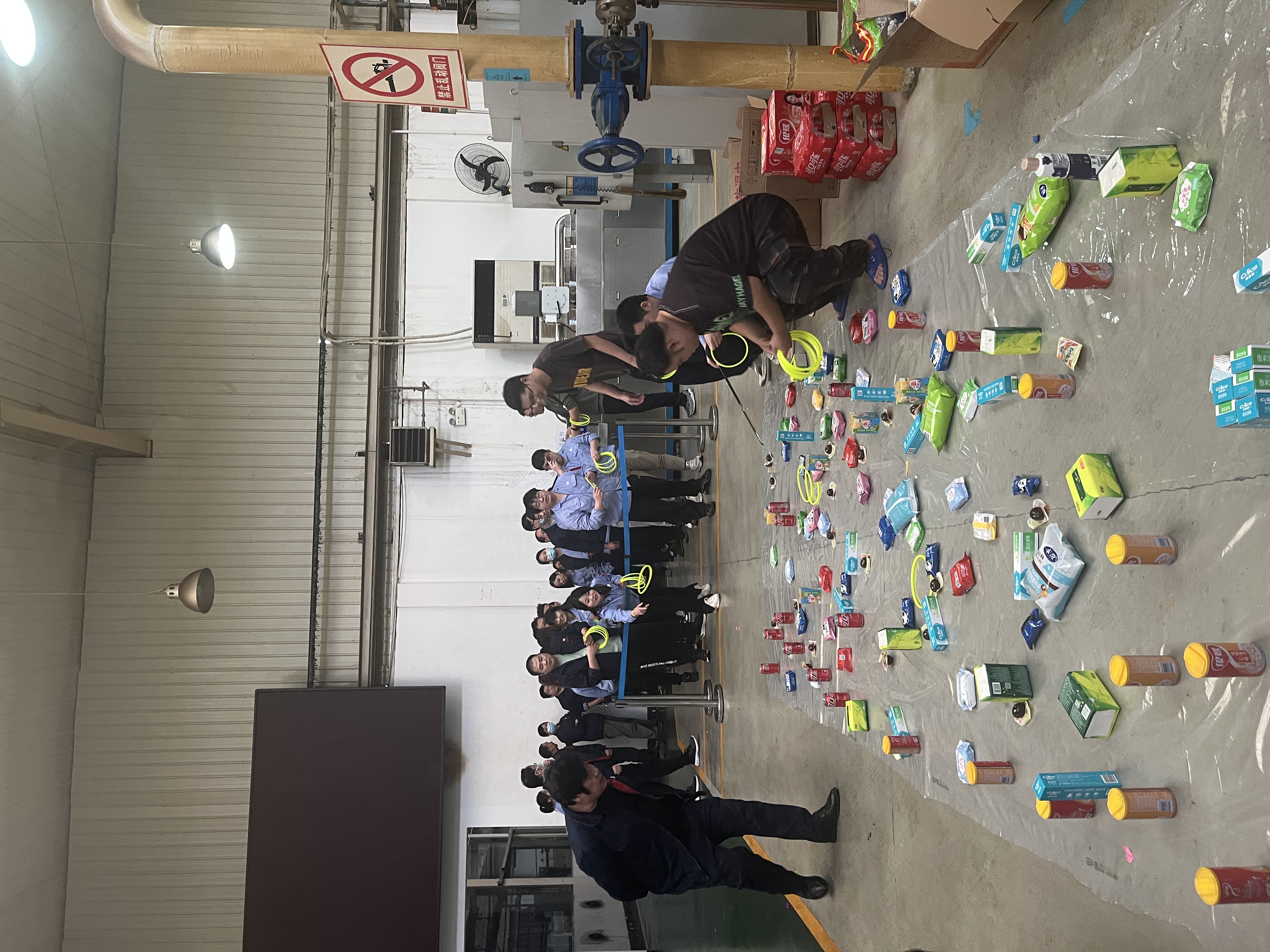 公司慰问驻厂职工开展意见意义运动会-洛阳轴承
