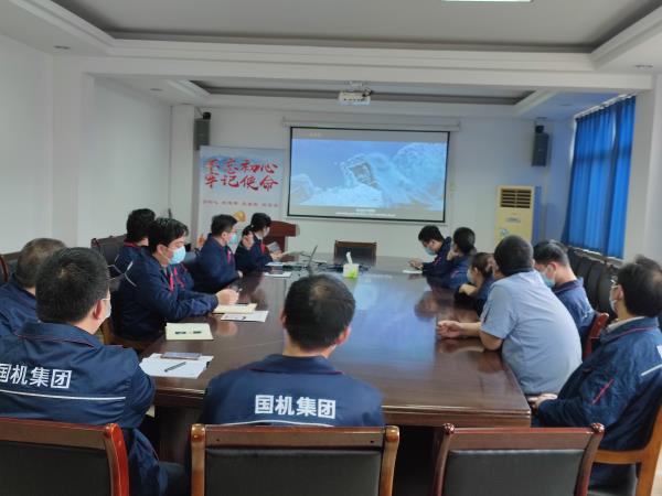 贯彻二十大 奋进新时代 | 轴研所制造效劳事业部二支部和四支部联合开展二十大专题学习-洛阳轴承