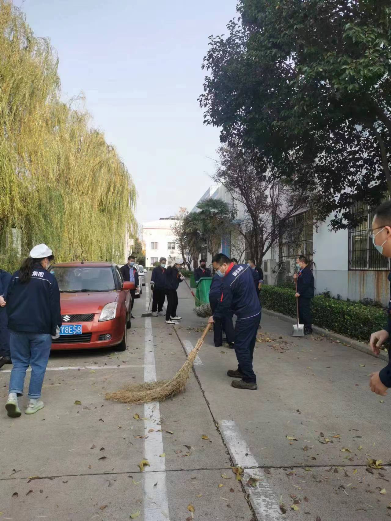 中小型轴承制造部开展驻厂时代卫生大扫除运动-洛阳轴承