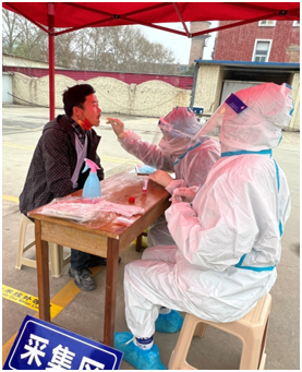 疫情防控 党旗在前 助力全民核酸检测，，轴研所职能部分二支部党员在行动！-洛阳轴承
