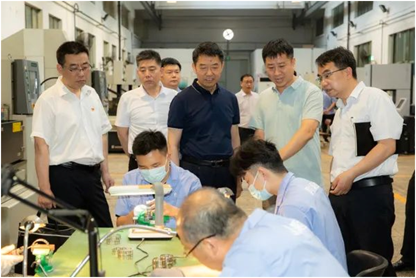 深化产教融合 同营生长立异 ——河南科技大学到公司开展访企拓岗促就业运动-洛阳轴承