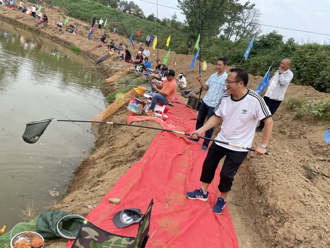 公司“喜迎二十大·奋进新征程”职工垂纶角逐  圆满落幕-洛阳轴承
