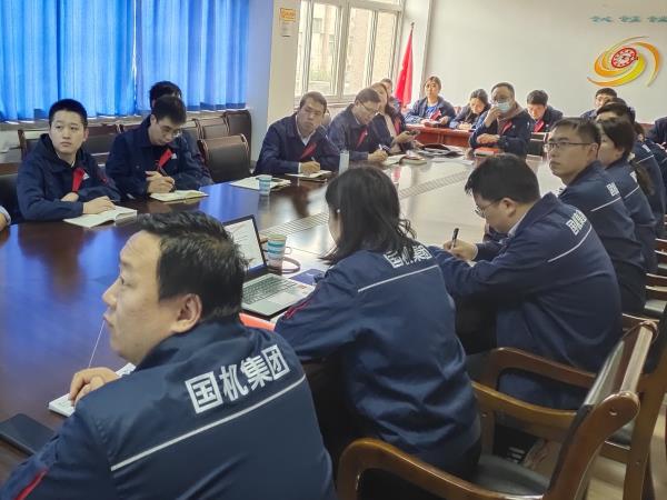 主题教育举行时 | 轴研所党委委员、副总司理、总工程师李文超到制造效劳事业部四支部开展调研   -洛阳轴承