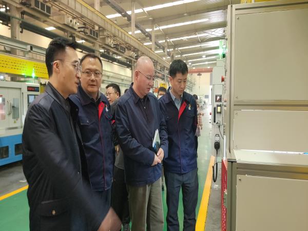 国机集团财务部副部长苏晔到轴研所调研指导-洛阳轴承