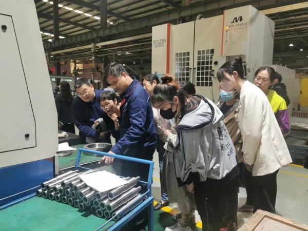 党建互融 营业协同——轴研所与中机相助开展“转?贸”高质量生长党建共建运动-洛阳轴承