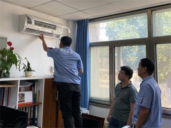 制造效劳事业部开展“夏日送清凉 关爱暖人心”自愿运动-洛阳轴承