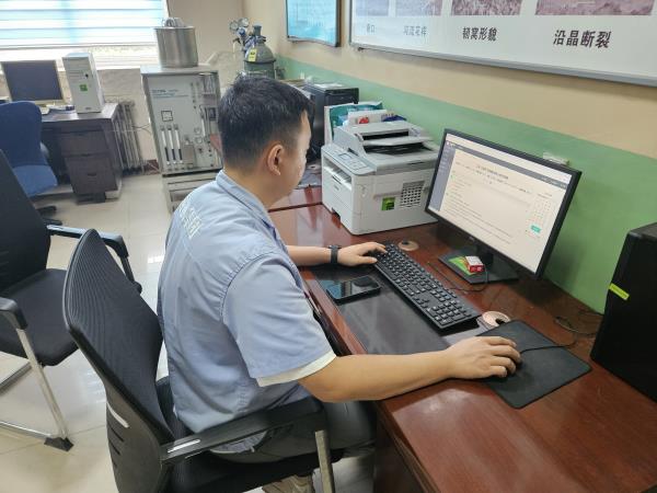  轴研所开展庆祝开国75周年党的二十届三中全会精神暨“三原色”班组建设知识答题运动-洛阳轴承