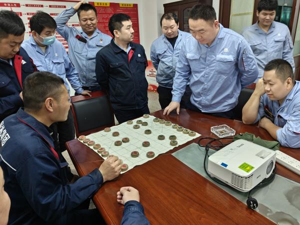 “棋”心协力“毽”康生长主轴部党支部联合工会开展象棋、毽球角逐运动-洛阳轴承