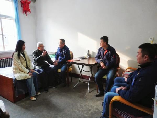 轴研所向导班子走访慰问离退休老干部、老党员-洛阳轴承