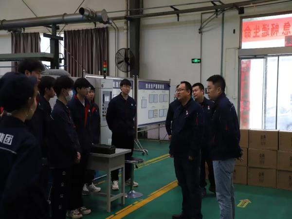 新春慰问送温暖 聚力开启新征程-洛阳轴承